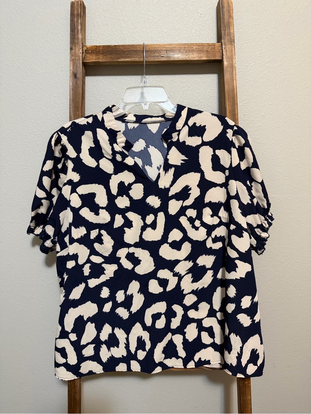 SHEIN Navy & Cream Animal Print V-Neck Puff Sleeve Blouse